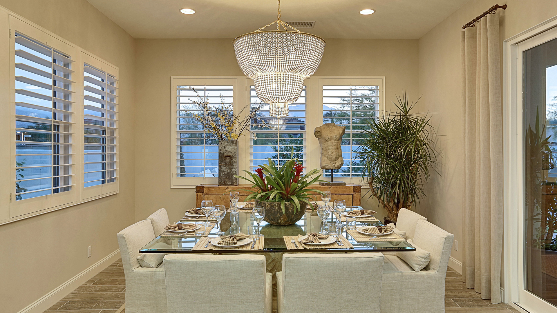 New Luxury Homes For Sale in Rancho Mirage, CA Toll Brothers at Escala