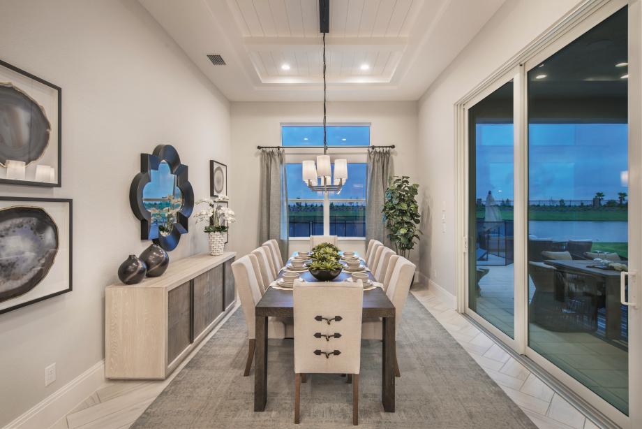 Convenient casual dining area just off the kitchen