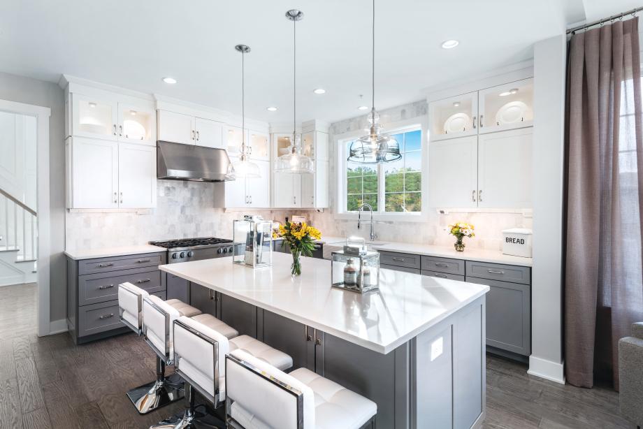 Toll Brothers - Seaside at Scituate - The Carriage Collection Photo