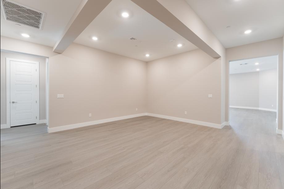 Lovely, separate dining area