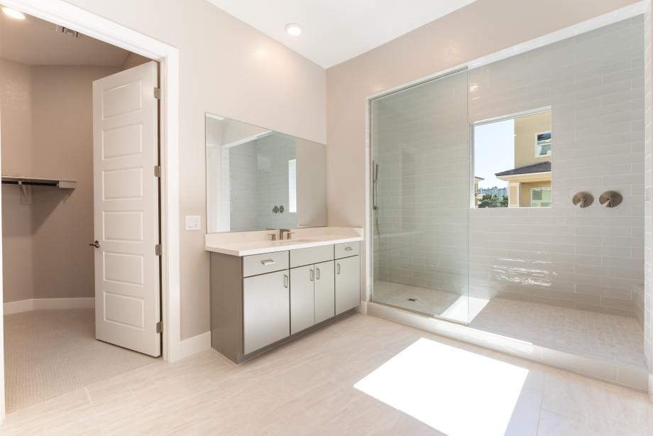 Oversized primary, tile surround shower