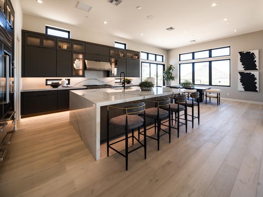 Stunning kitchen with casual dining area