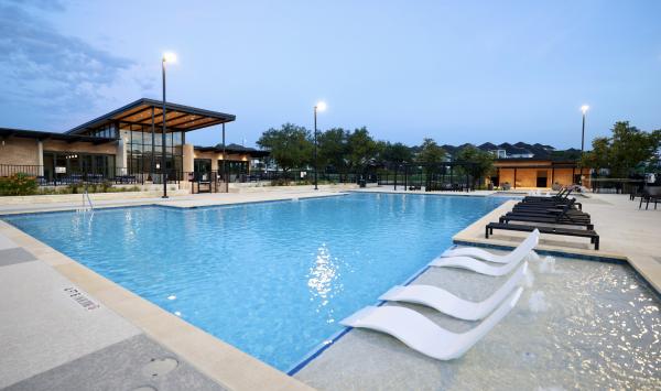Resort-style pool at the Forum