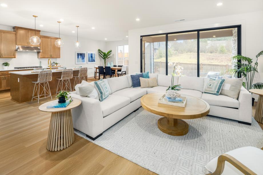 Toll Brothers - Garnet Farmhouse