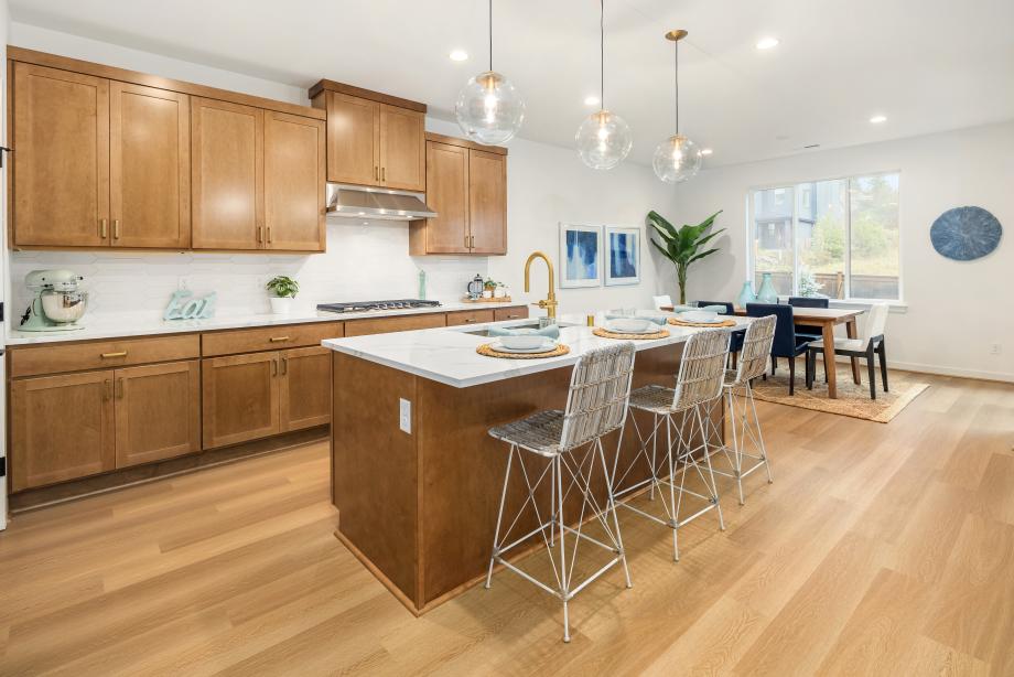 Well-designed kitchen with adjoining casual dining area