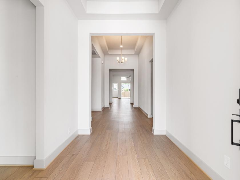 Entry with vaulted ceilings