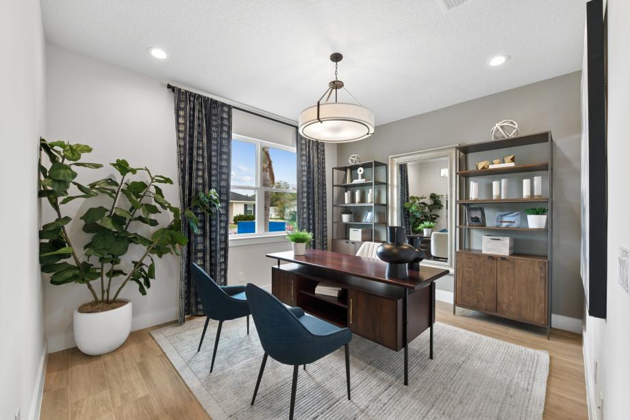 This expansive flex space offers unlimited potential
