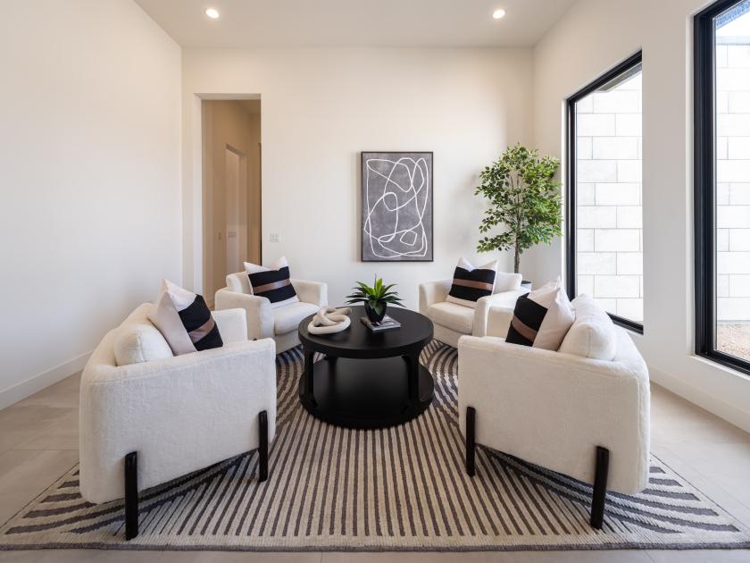 Flex living space, perfect for entertaining or family time