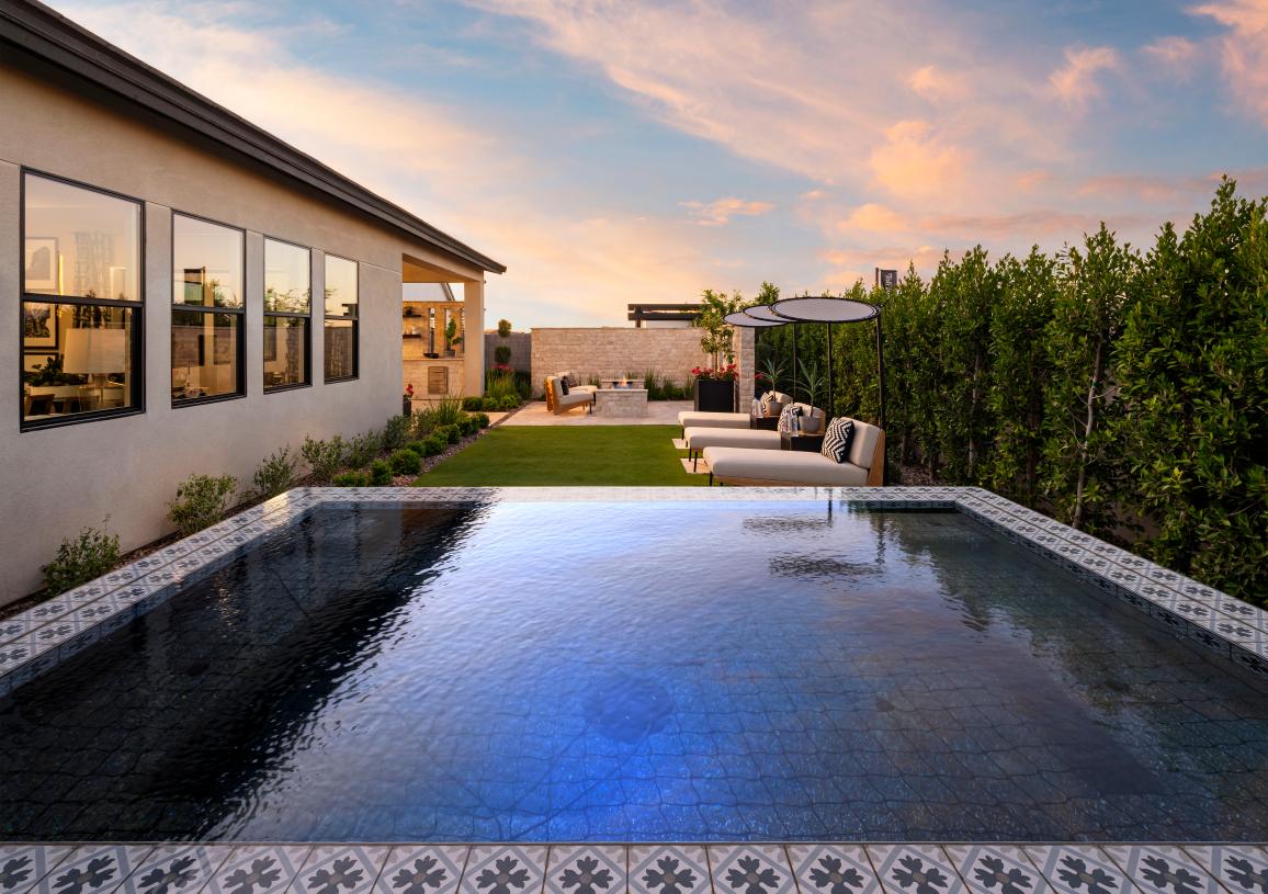 Spacious backyard to suit your needs