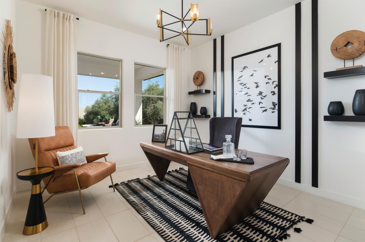 Versatile home office to suit your needs