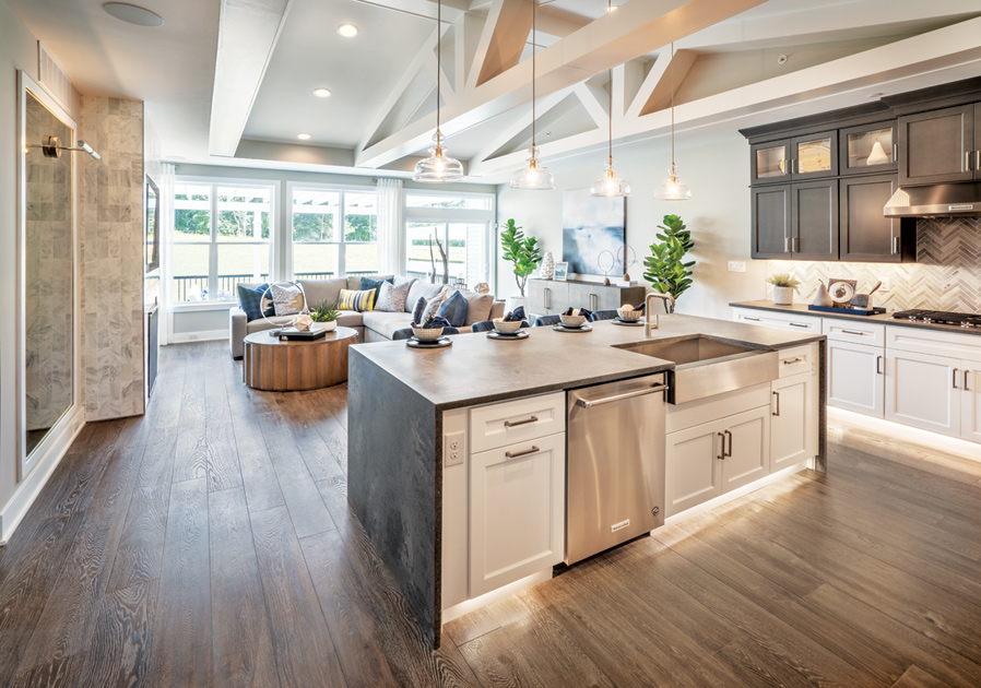 Toll Brothers - Regency at Waterside - Endeavor Collection Photo