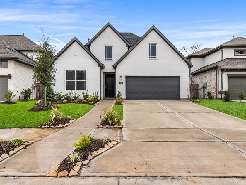 Welcome to the Amneris