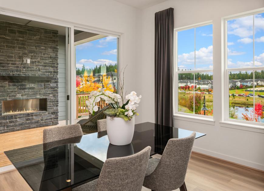 Territorial views from the casual dining area