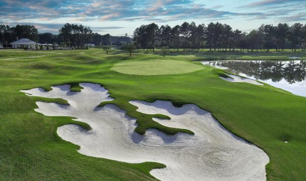 Renowned Jack Nicklaus-designed golf course
