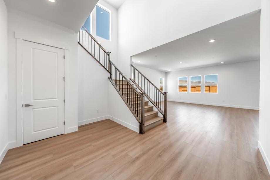 Spacious two-story foyer