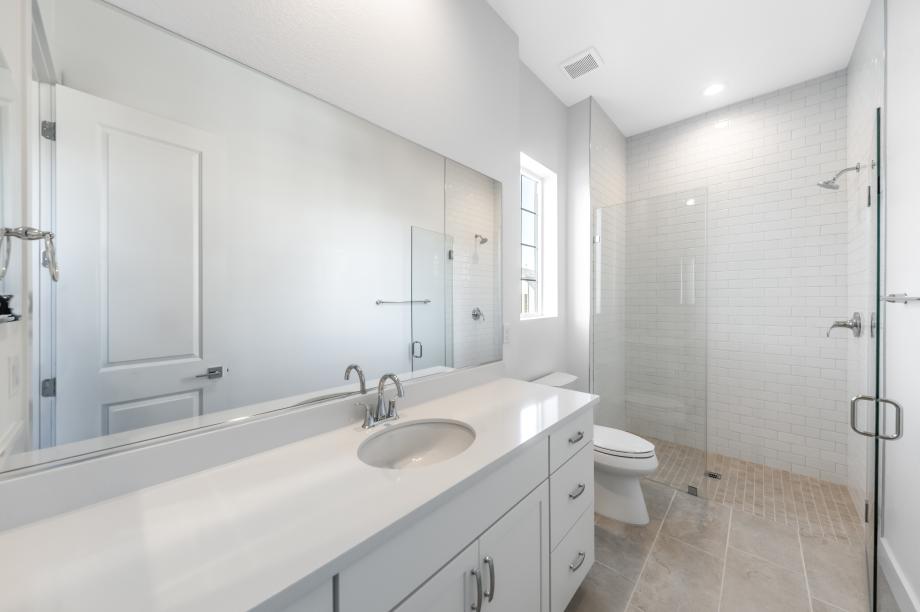 Multi-generational private bathroom