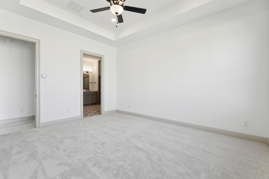 Private primary bedroom retreat