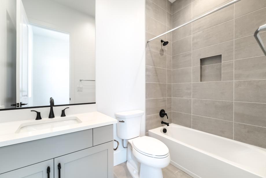 En-suite baths at secondary bedrooms