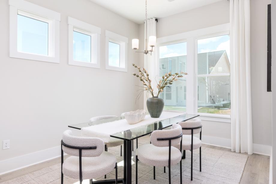 Dining area perfect for entertaining