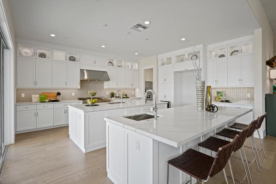 Stunning dual islands