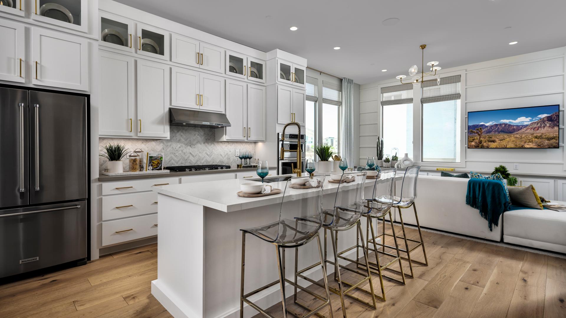 New Home Community Raven Crest in Summerlin Las Vegas | Toll Brothers