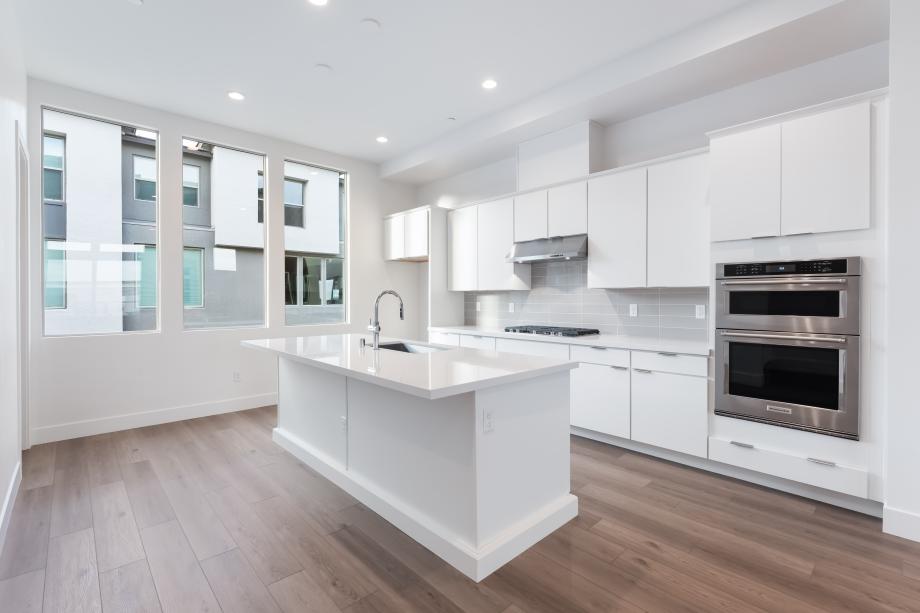 Toll Brothers - Highridge Terrace Mid-Century Modern