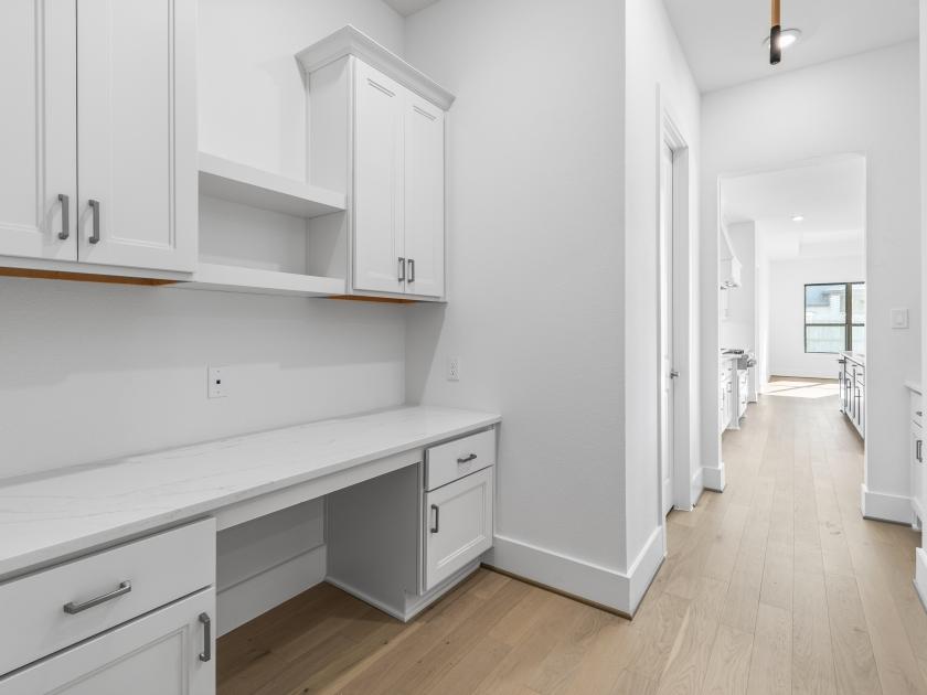 Flex space off the entry