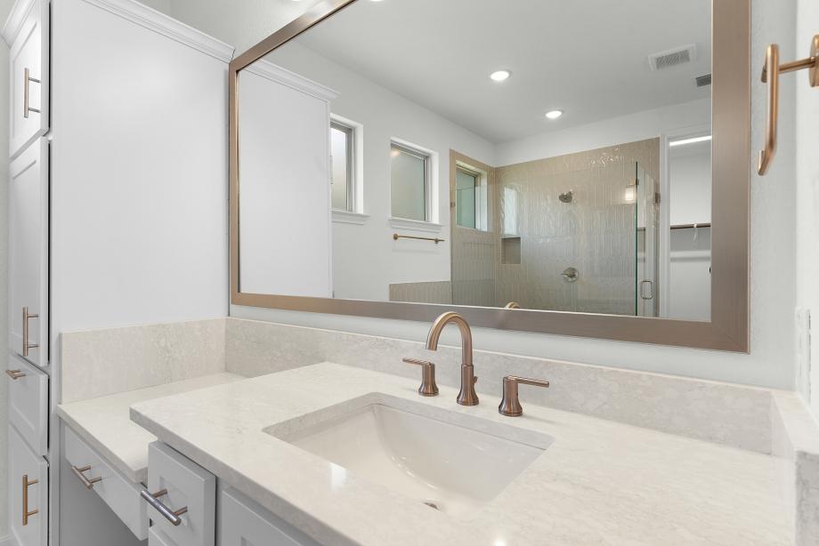 Dual vanities