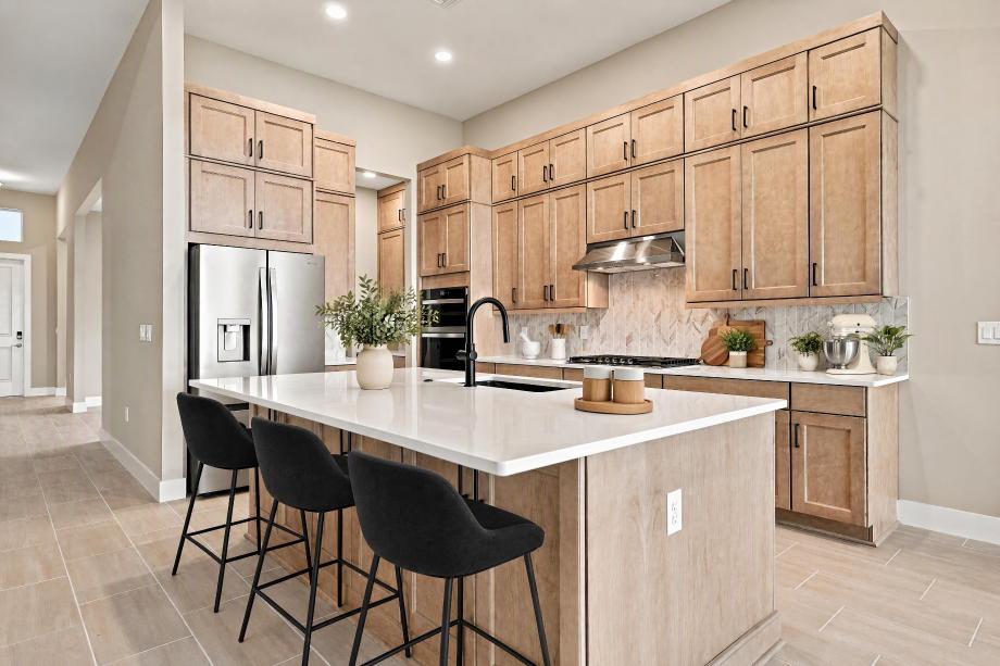 Glades Island Colonial