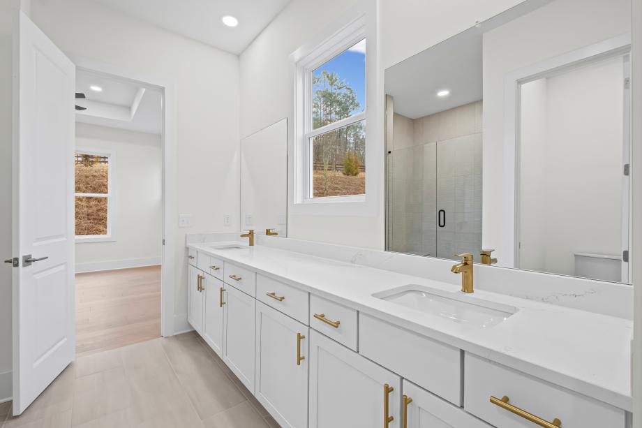 Luxurious, spa-like bathroom