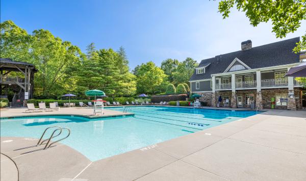 Lounge poolside