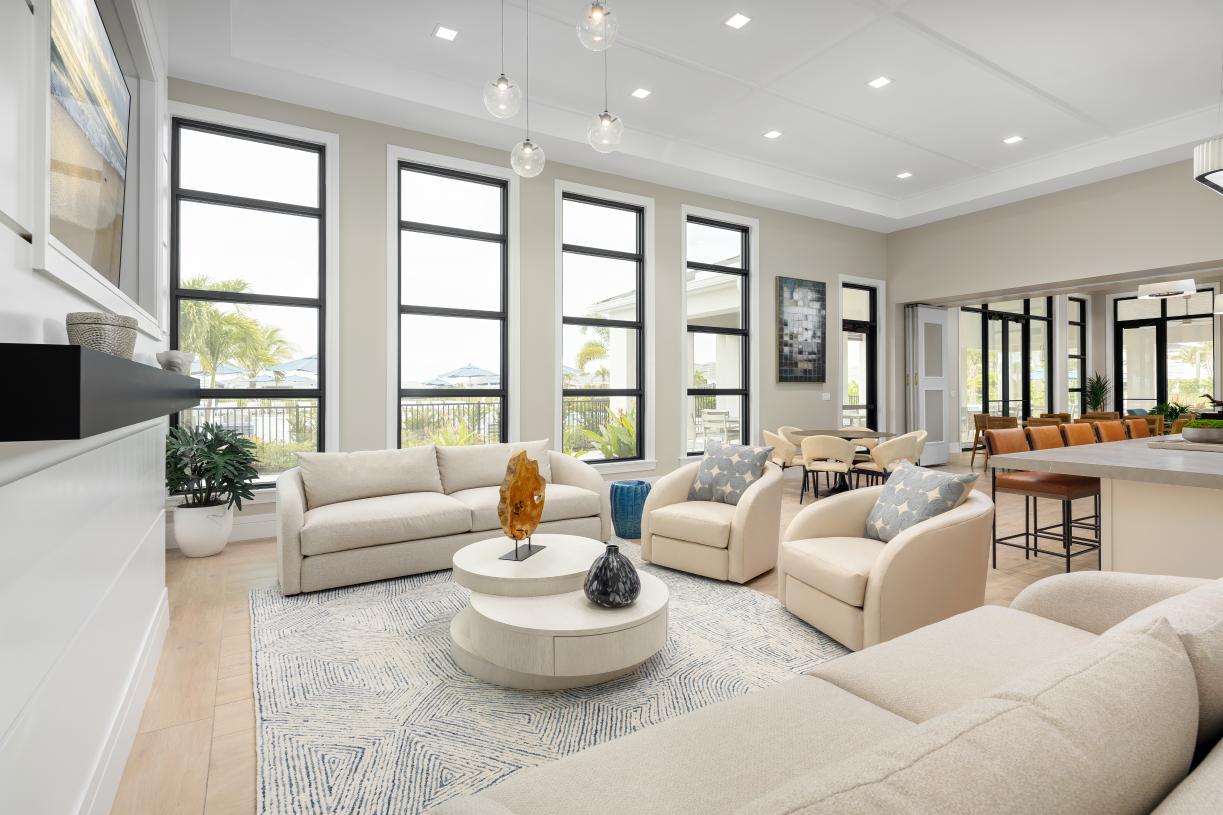 Meet neighbors and schedule private events in The Meridian lounge