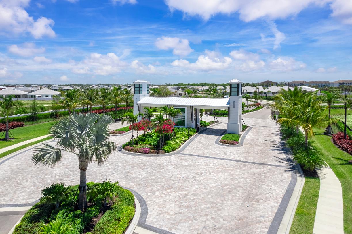 An elegant entry, setting the tone for the refined lifestyle within Seven Shores