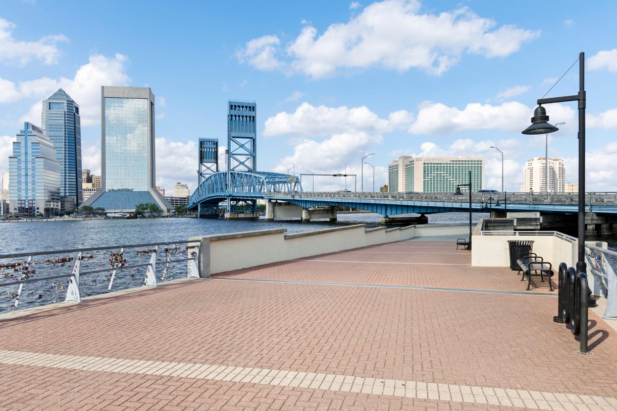 A desirable location located on the Southbank Riverwalk Extension