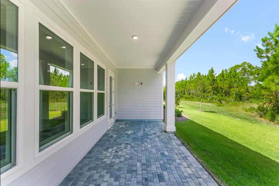 Large covered lanai ideal for outdoor living