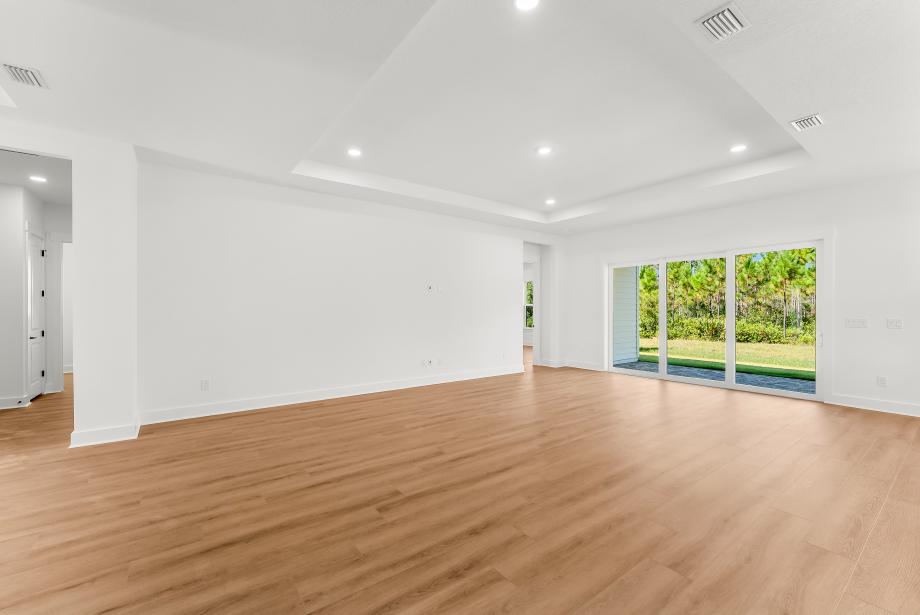 Large great room with multi-sliding glass door