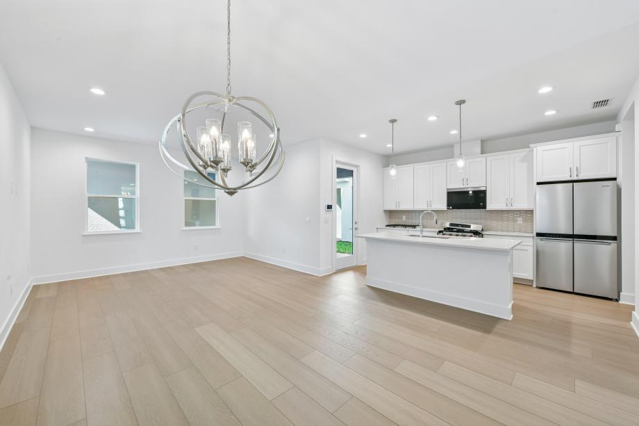 This kitchen was made for cooking, hosting, and everything in between