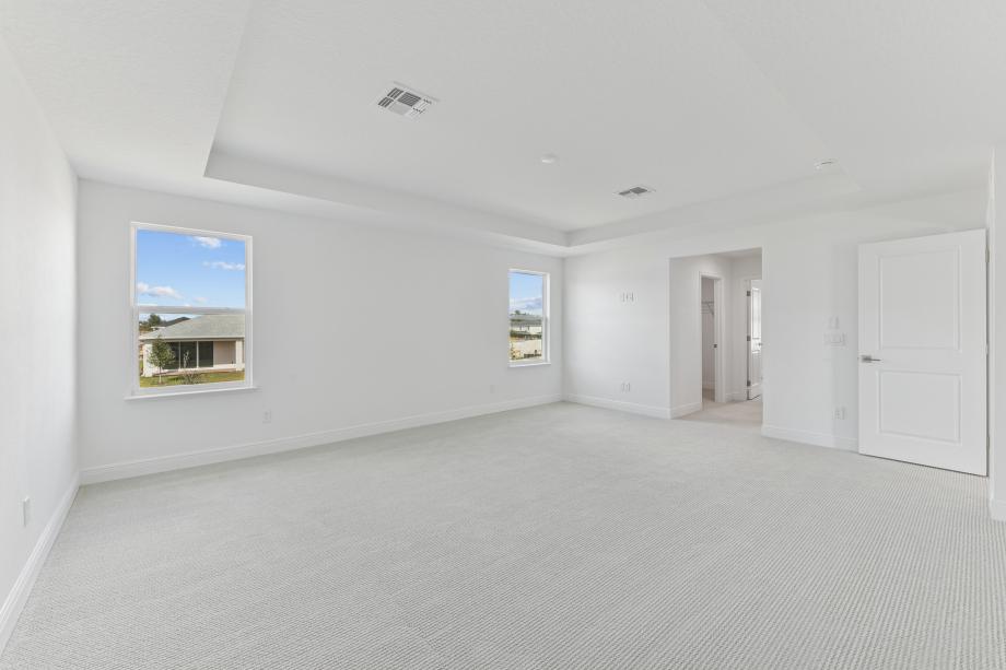 This primary retreat is a peaceful retreat at the end of any day