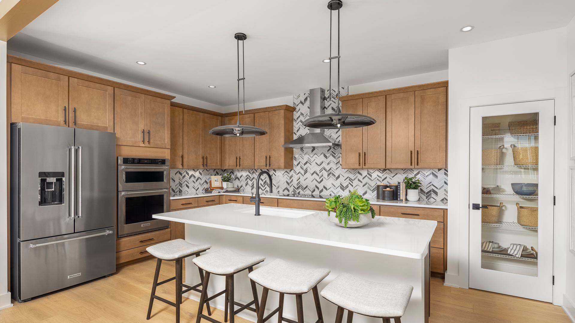 Meadowlark - Radnor Collection