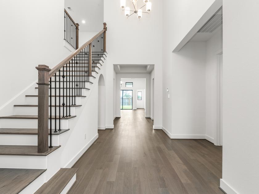 Entry with high ceilings