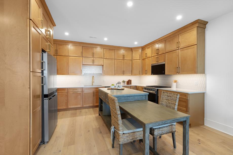 Gorgeous, well-appointed kitchen with ample cabinet space