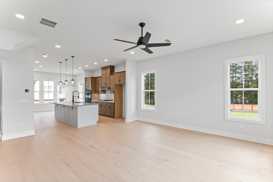Open and inviting great room
