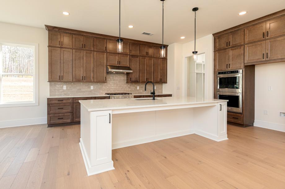 Generously sized center island