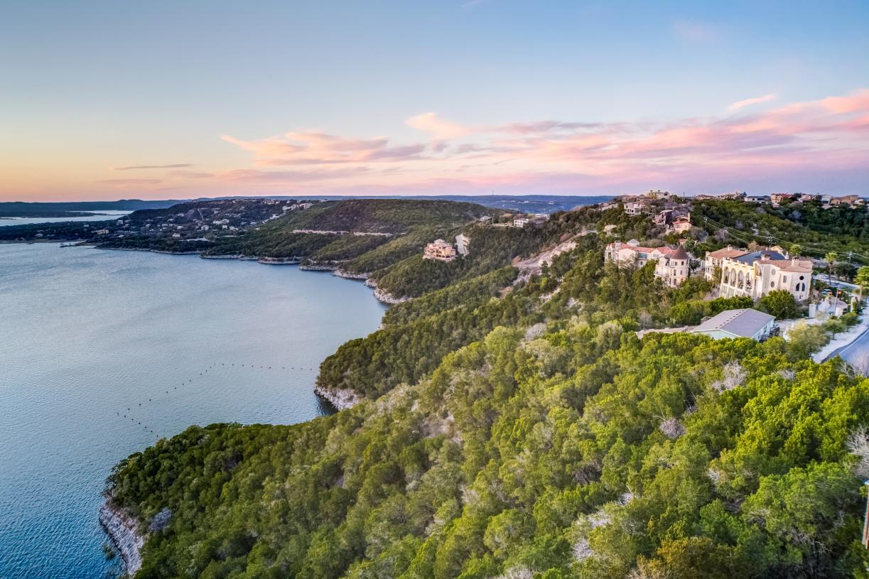 Nearby recreation destinations including Lake Travis