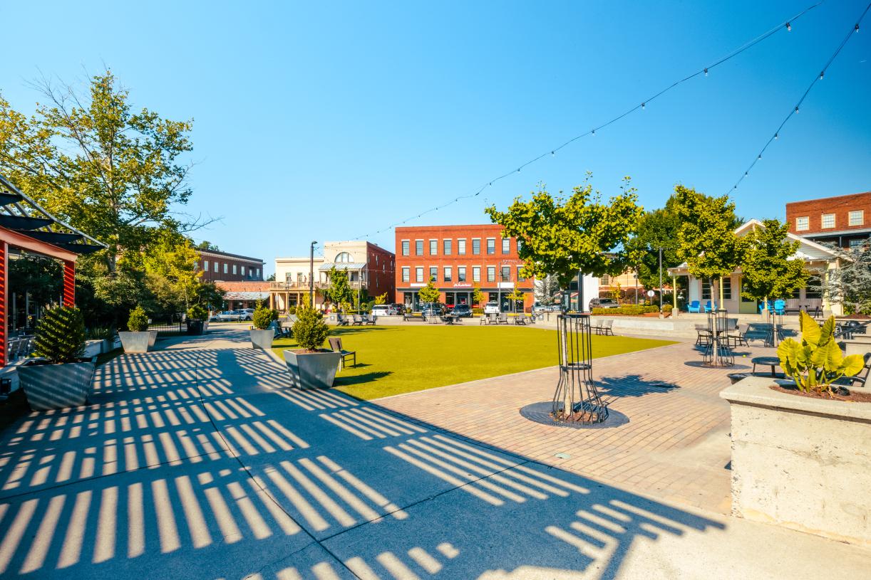 Shop and dine at Vickery Village