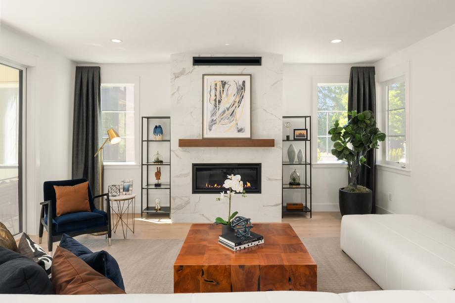 Gas fireplace with floor-to-ceiling tiled surround