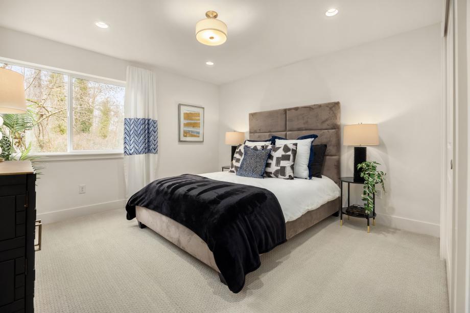 Large first-floor bedroom