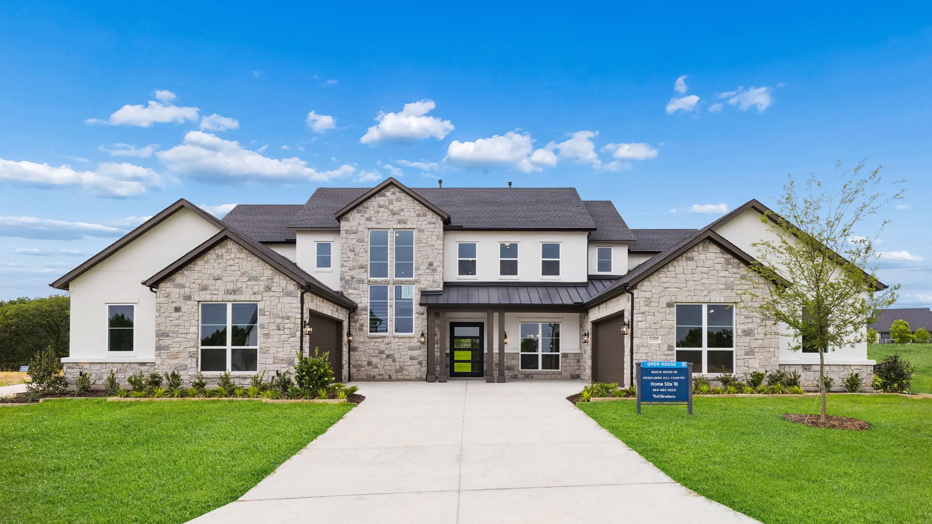 Heidelberg Hill Country Quick Move-In Home at 11228 Douglas Dr in