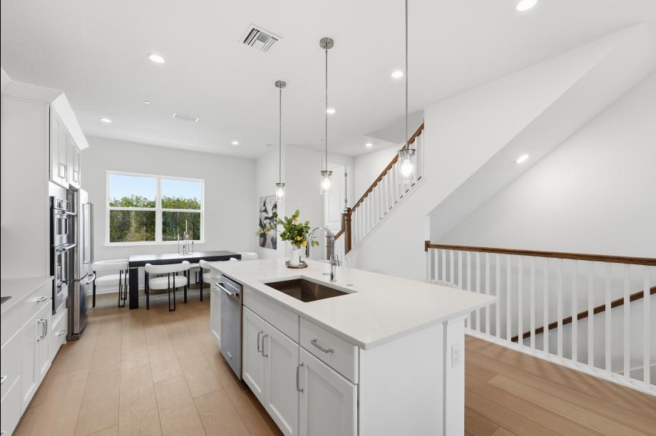 This kitchen was made for cooking, hosting, and everything in between