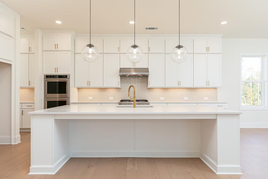 Inviting front foyer